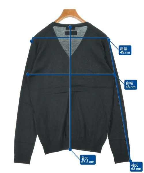 post amenities 開襟衫