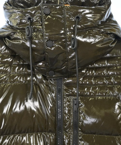 MOOSE KNUCKLES 羽絨夾克/背心