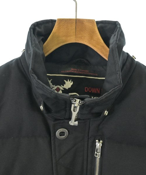 MOOSE KNUCKLES 羽絨夾克/背心