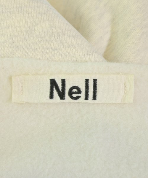 Nell 運動衫