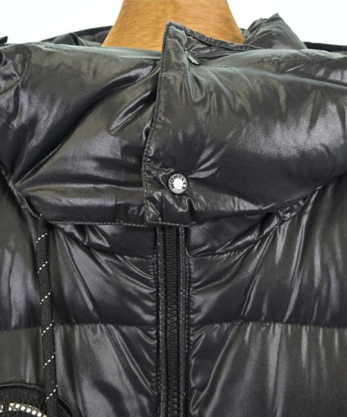 MONCLER GENIUS 羽絨夾克/背心