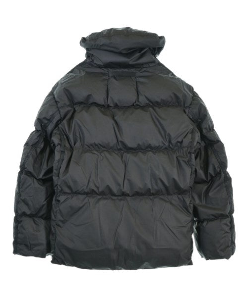 MONCLER GENIUS 羽絨夾克/背心