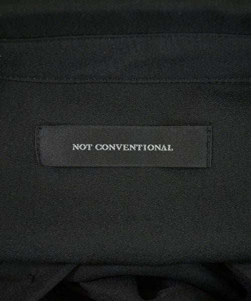 NOT CONVENTIONAL 女襯衫