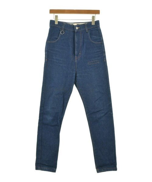 RANDOM IDENTITIES 牛仔