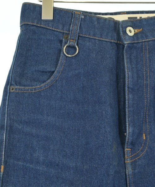 RANDOM IDENTITIES 牛仔