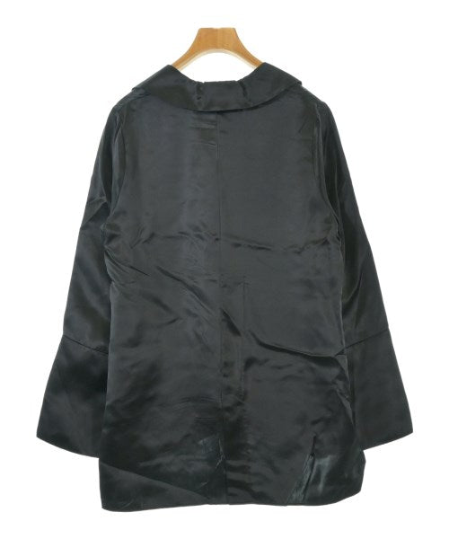 UNDECORATED 女襯衫