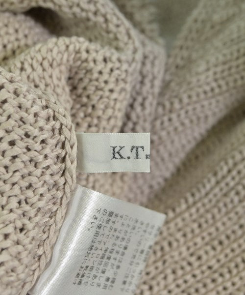 K.T 毛衣