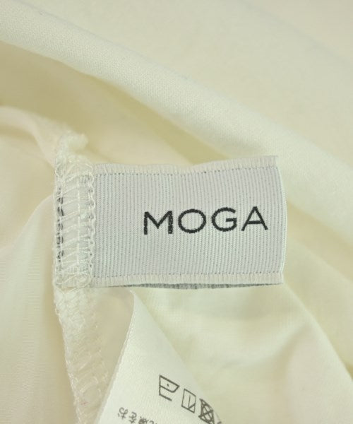 MOGA T恤/上衣