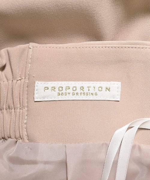 PROPORTION BODY DRESSING 膝上裙