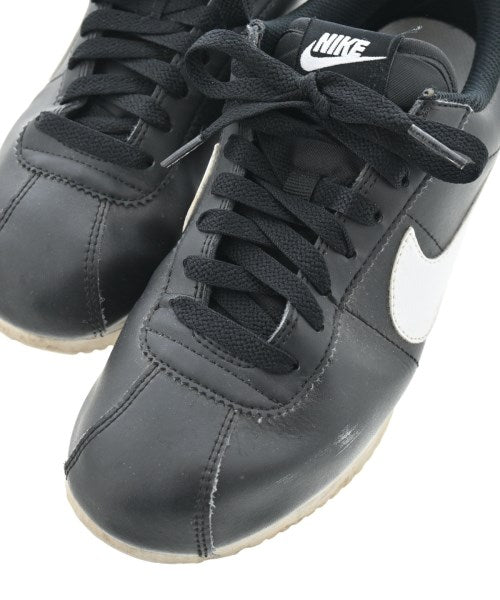 NIKE 運動鞋