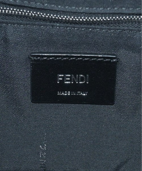 FENDI 肩背包
