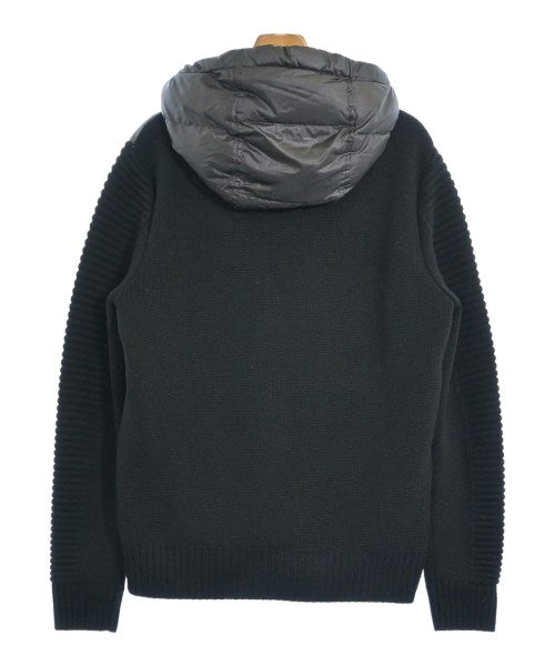 C.P COMPANY 羽絨夾克/背心