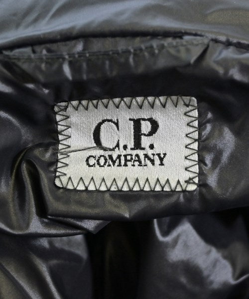 C.P COMPANY 羽絨夾克/背心