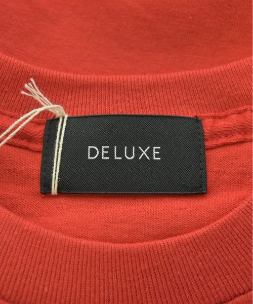 Deluxe T恤/上衣