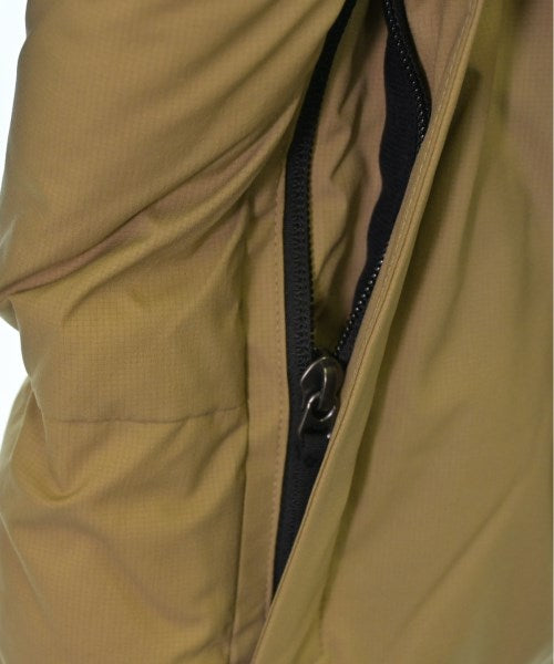 THE NORTH FACE 羽絨夾克/背心