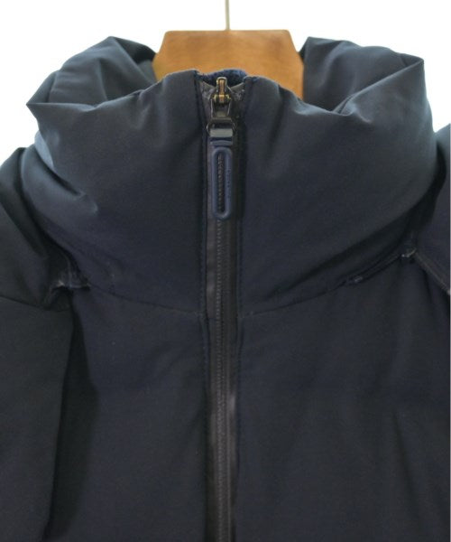 DESCENTE 羽絨夾克/背心