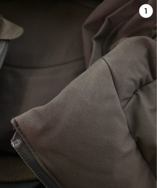 DESCENTE 羽絨夾克/背心