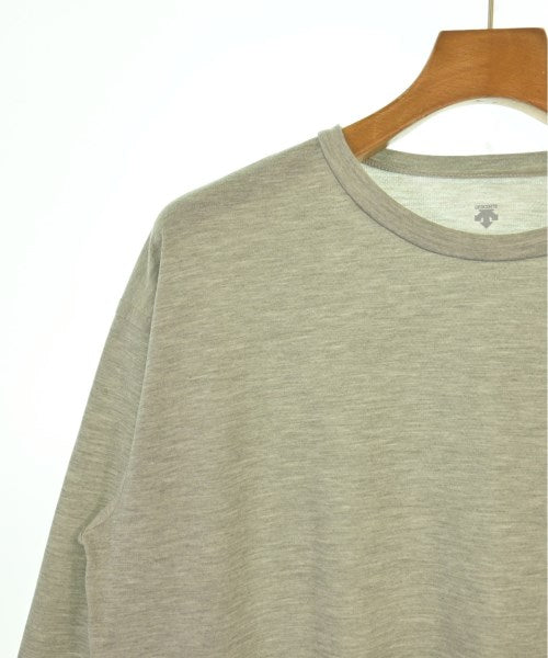 DESCENTE T恤/上衣