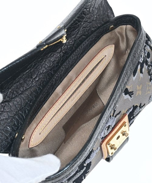 LOUIS VUITTON 手拿包