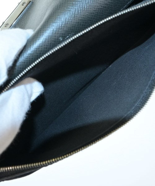 LOUIS VUITTON 手拿包