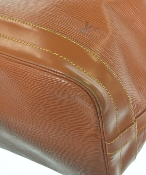 LOUIS VUITTON 肩背包