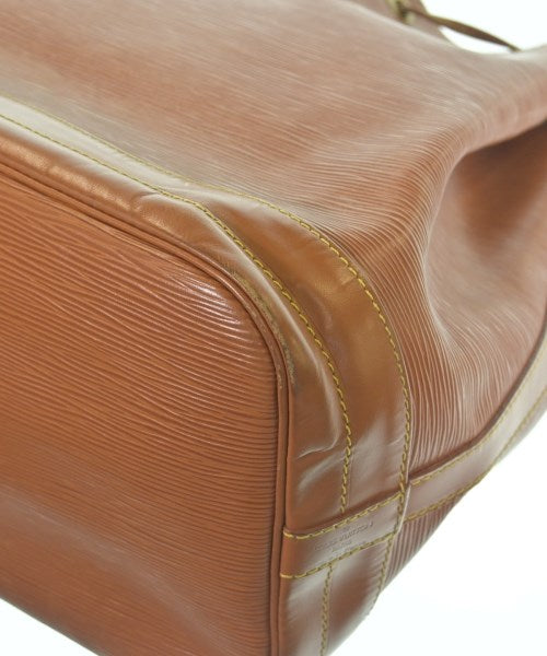 LOUIS VUITTON 肩背包