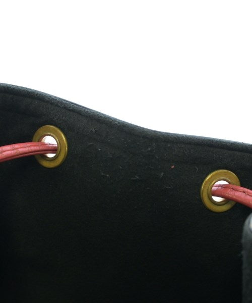 LOUIS VUITTON 肩背包