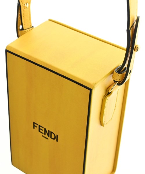 FENDI 肩背包