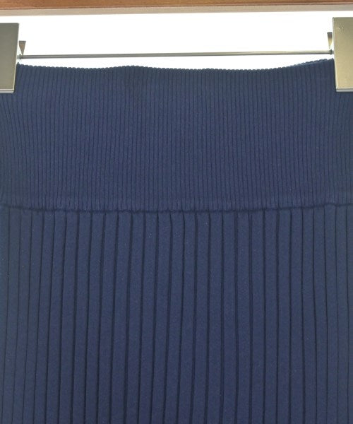 AKANE UTSUNOMIYA 膝上裙