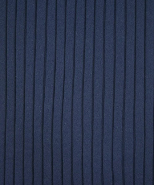 AKANE UTSUNOMIYA 膝上裙