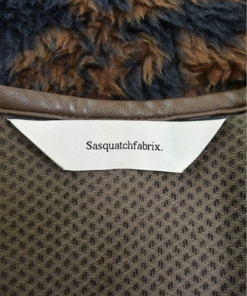 Sasquatchfabrix. 休襯衫