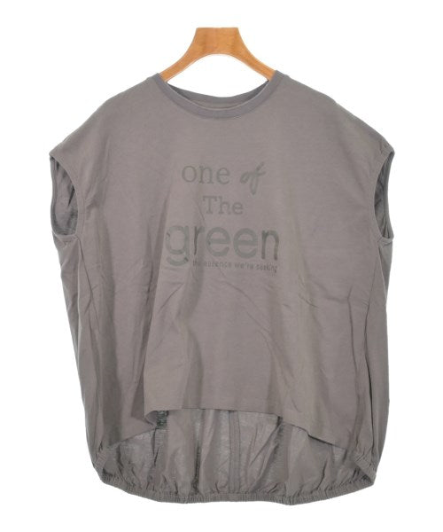one of the green 無袖上衣