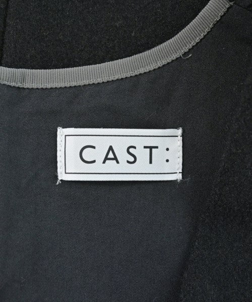 CAST: 洋裝