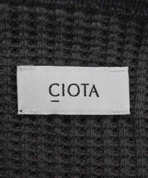CIOTA T恤/上衣