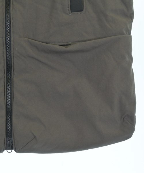 GR10K 羽絨夾克/背心