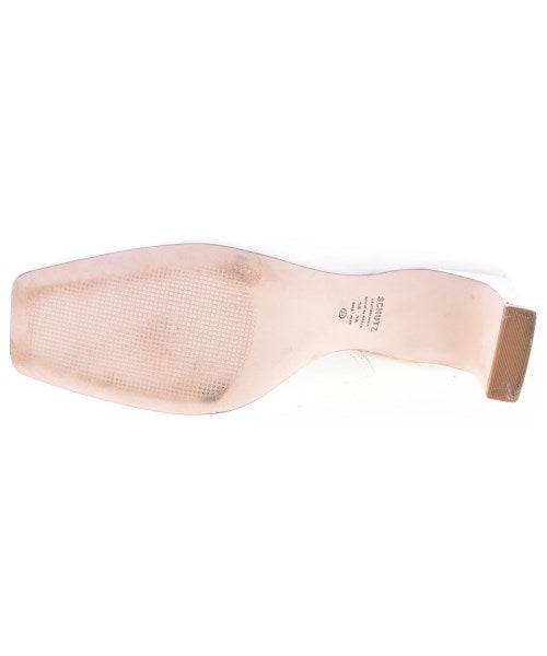 SCHUTZ 靴子
