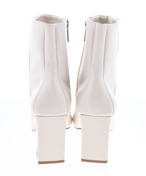 SCHUTZ 靴子