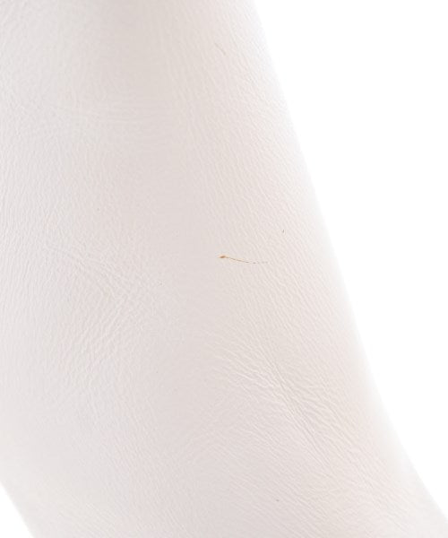 SCHUTZ 靴子