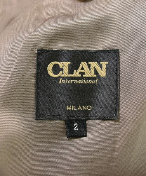 CLAN 支撐領外套