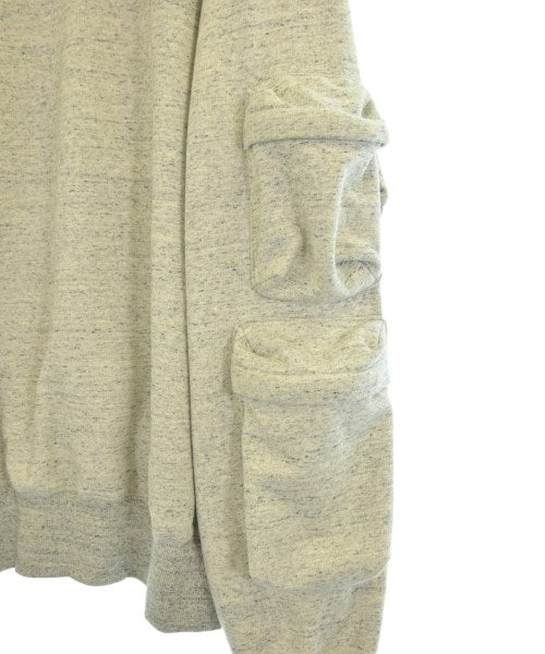 CVTVLIST T恤/上衣