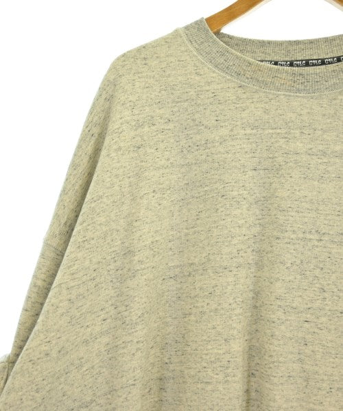 CVTVLIST T恤/上衣