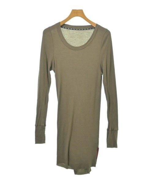 CVTVLIST T恤/上衣