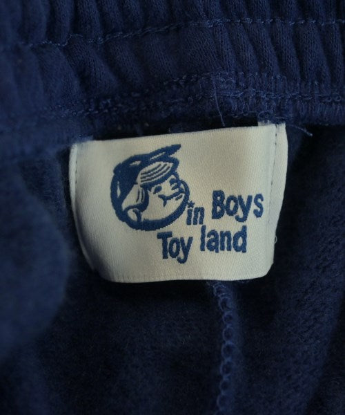 Boys In Toyland 運動