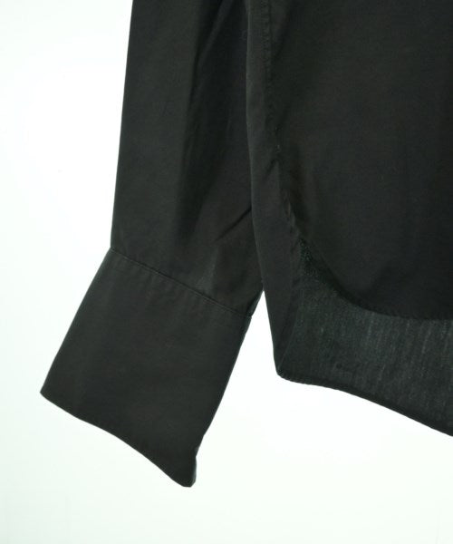 by H. 休閒襯衫