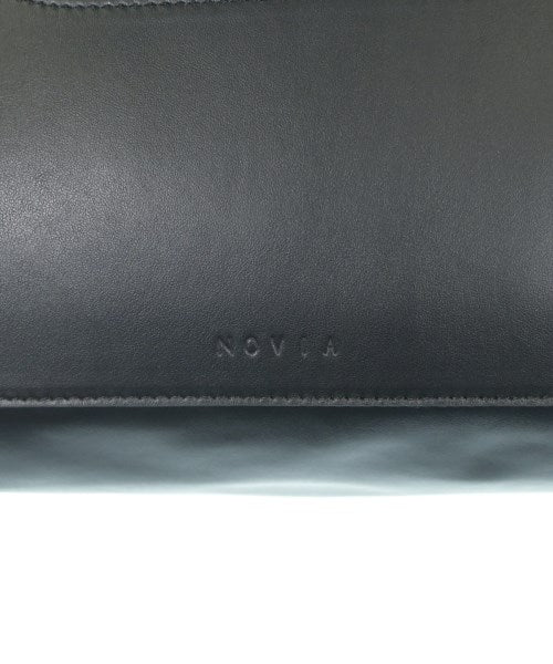 NOVIA 肩背包