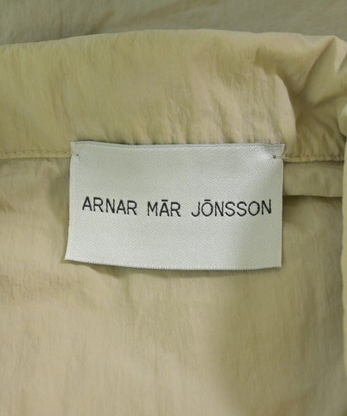 ARNAR MAR JONSSON 休襯衫