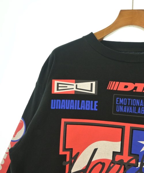 EMOTIONALLY UNAVAILABLE T恤/上衣