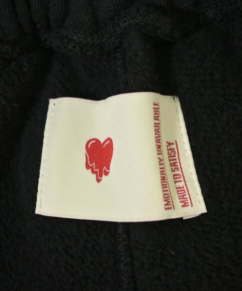 EMOTIONALLY UNAVAILABLE 短