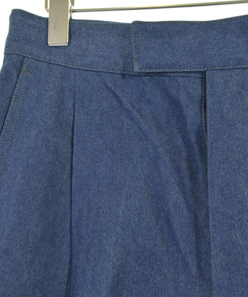 The CLASIK 牛仔褲
