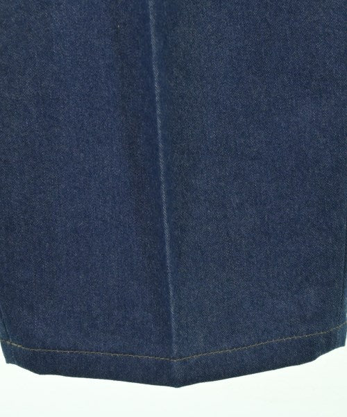 The CLASIK 牛仔褲